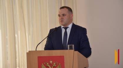 Главой администрации города Россошь Воронежской области стал Максим Кисель